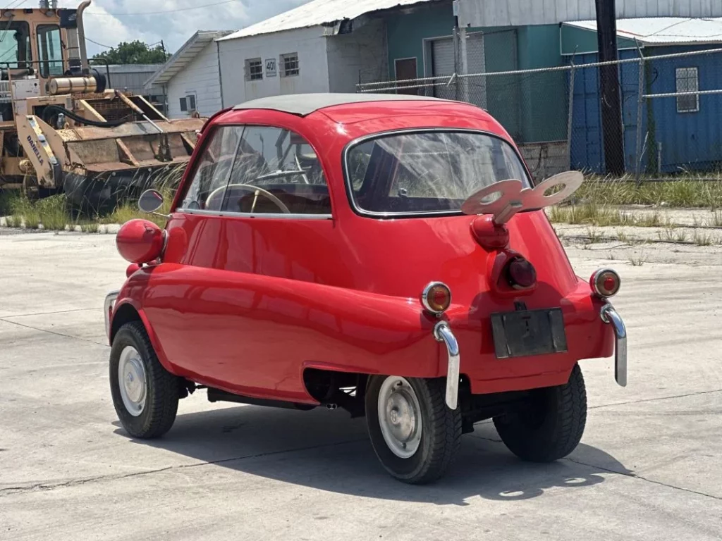 Microlino rival BMW Isetta 300 54 Motor16