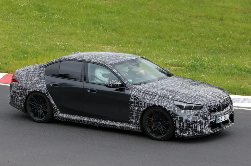 Nuevo BMW M5 2025 G90 7 Motor16