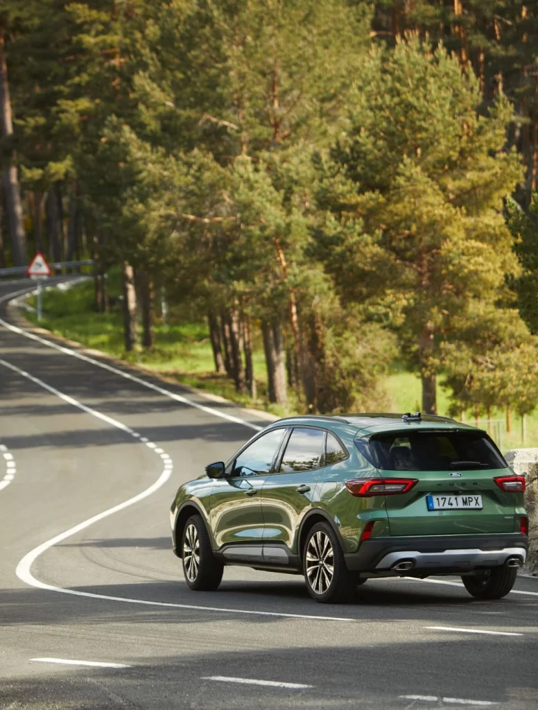 primera prueba ford kuga 10 Motor16