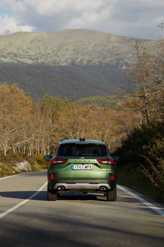 primera prueba ford kuga 24 Motor16