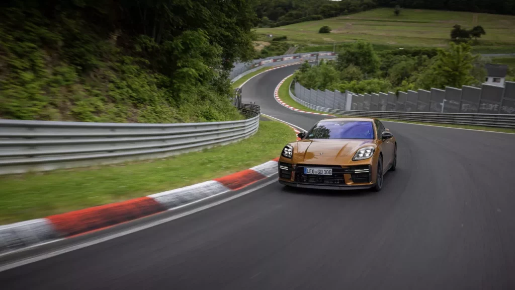 2024 Porsche Panamera Nurburgring Record 1 Motor16