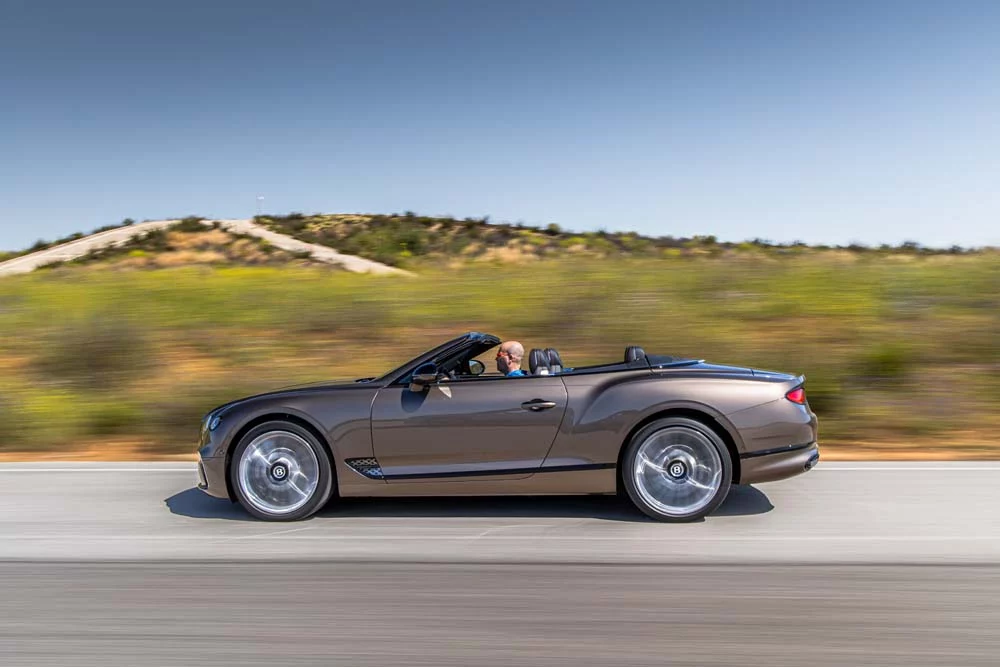 Bentley Continental GTC W12 Mulliner 31 Motor16