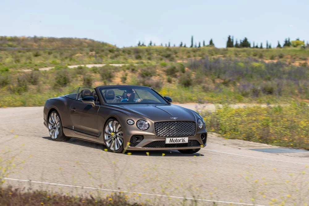 Bentley Continental GTC W12 Mulliner 44 Motor16