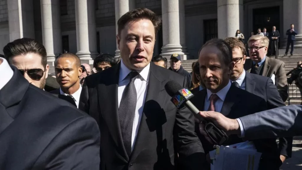 Elon Musk explota por el pedido de los abogados.