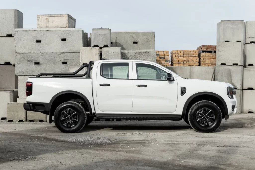 Ford Ranger Black Edition 5 Motor16