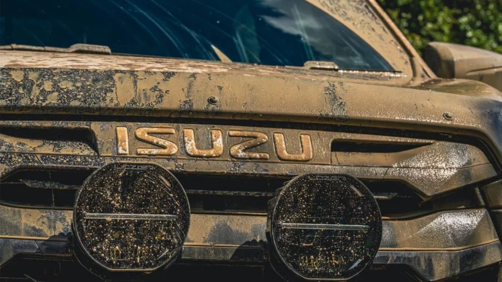 Isuzu D Max Mudmaster 43 Motor16