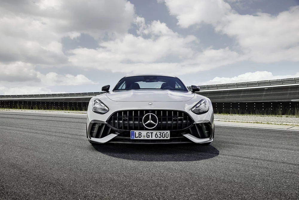 MERCEDES AMG GT 63 PRO 4MATIC 12 Motor16