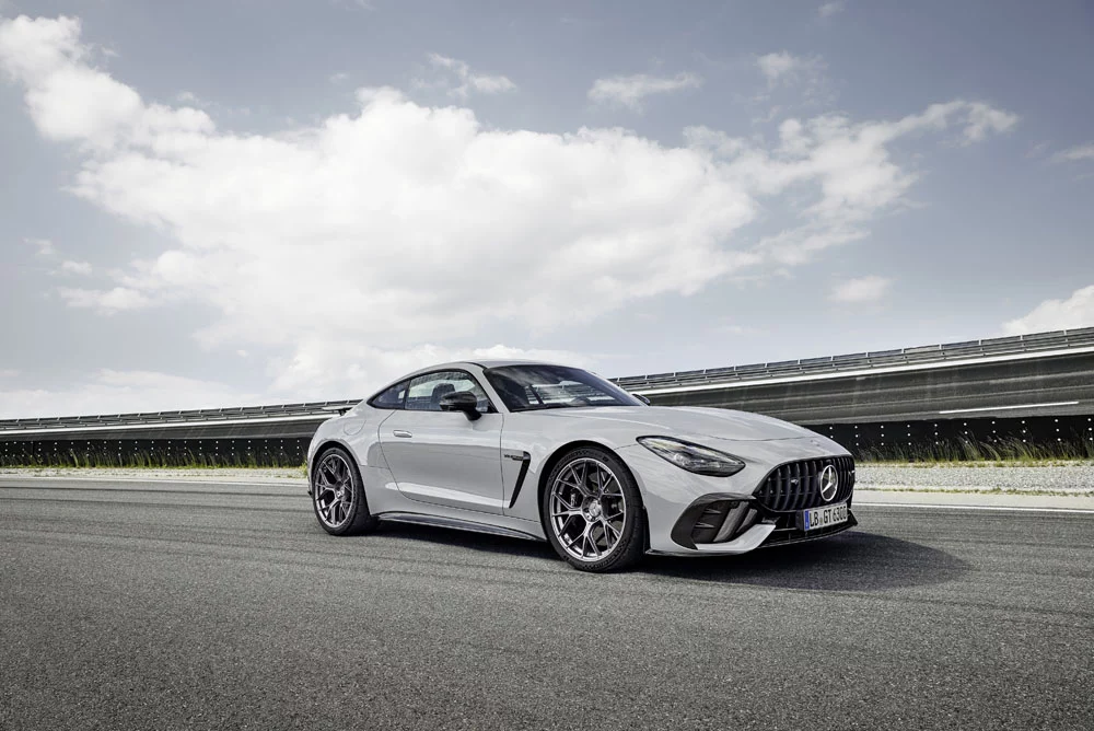 MERCEDES AMG GT 63 PRO 4MATIC 13 Motor16