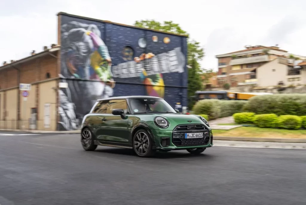 MINI COOPER S JCW 10 Motor16