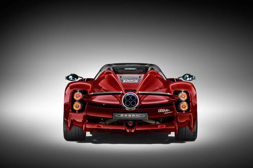 Pagani Utopia Roadster 18 Motor16