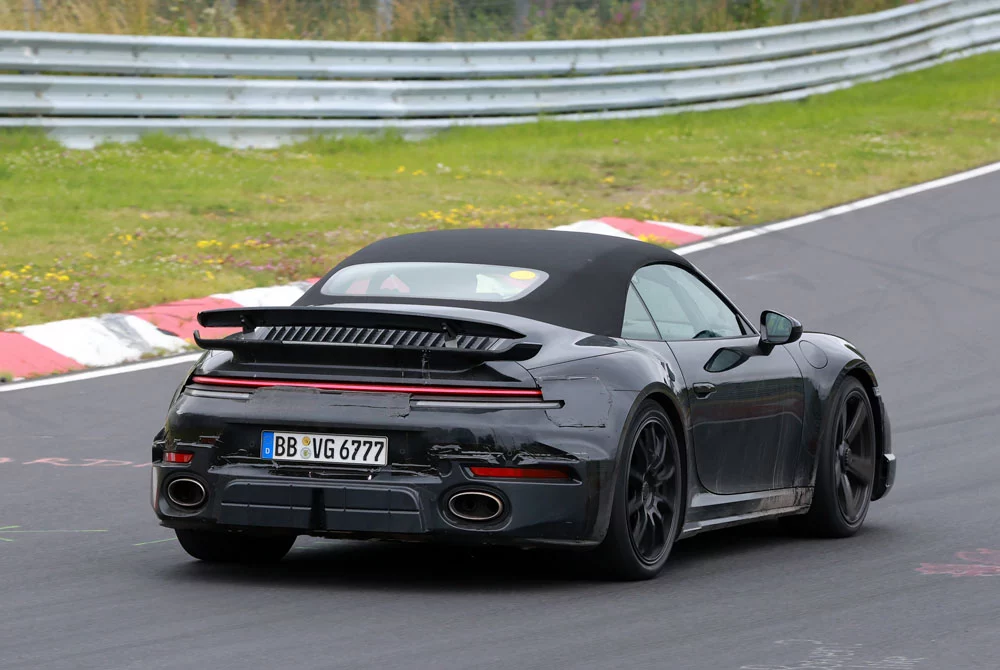 Porsche 992 turbo s facelift 13 Motor16