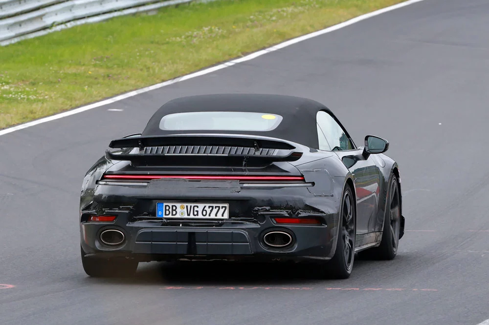 Porsche 992 turbo s facelift 14 Motor16