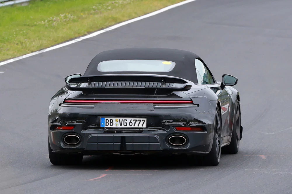 Porsche 992 turbo s facelift 15 Motor16