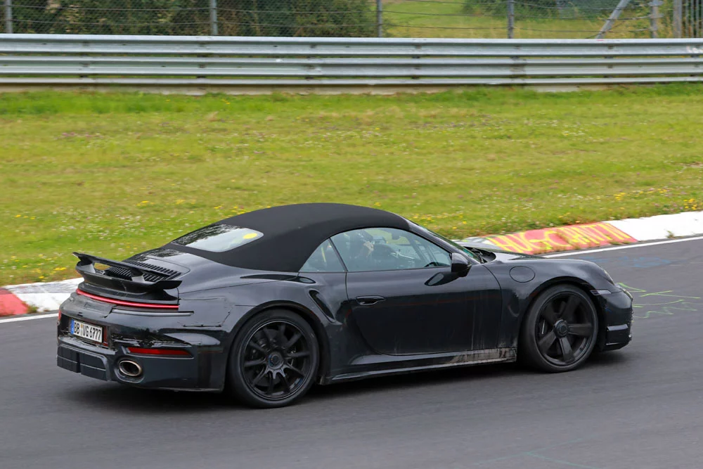 Porsche 992 turbo s facelift 9 Motor16