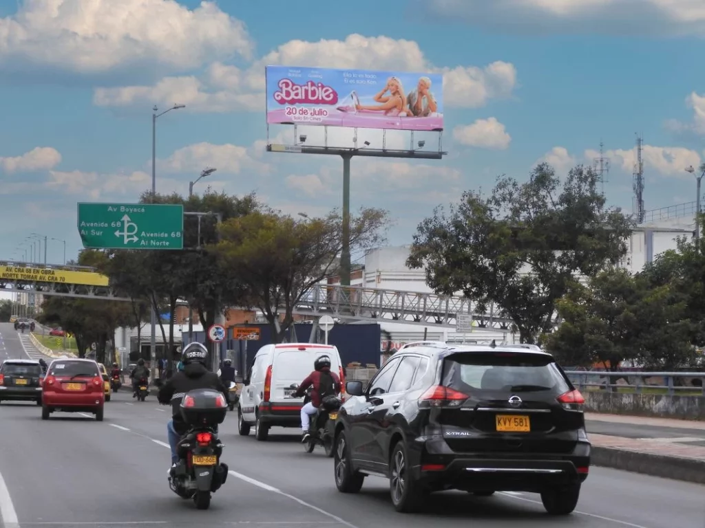 Vallas publicitarias y accidentes.