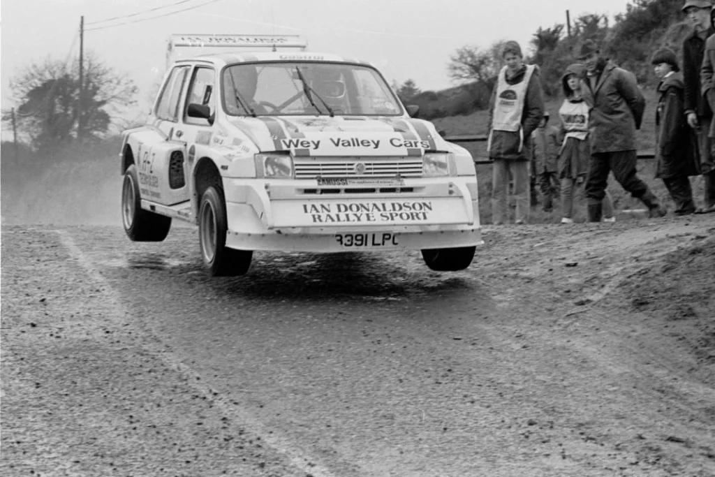 mg metro 6r4 subasta bonhams goodwood 9 Motor16