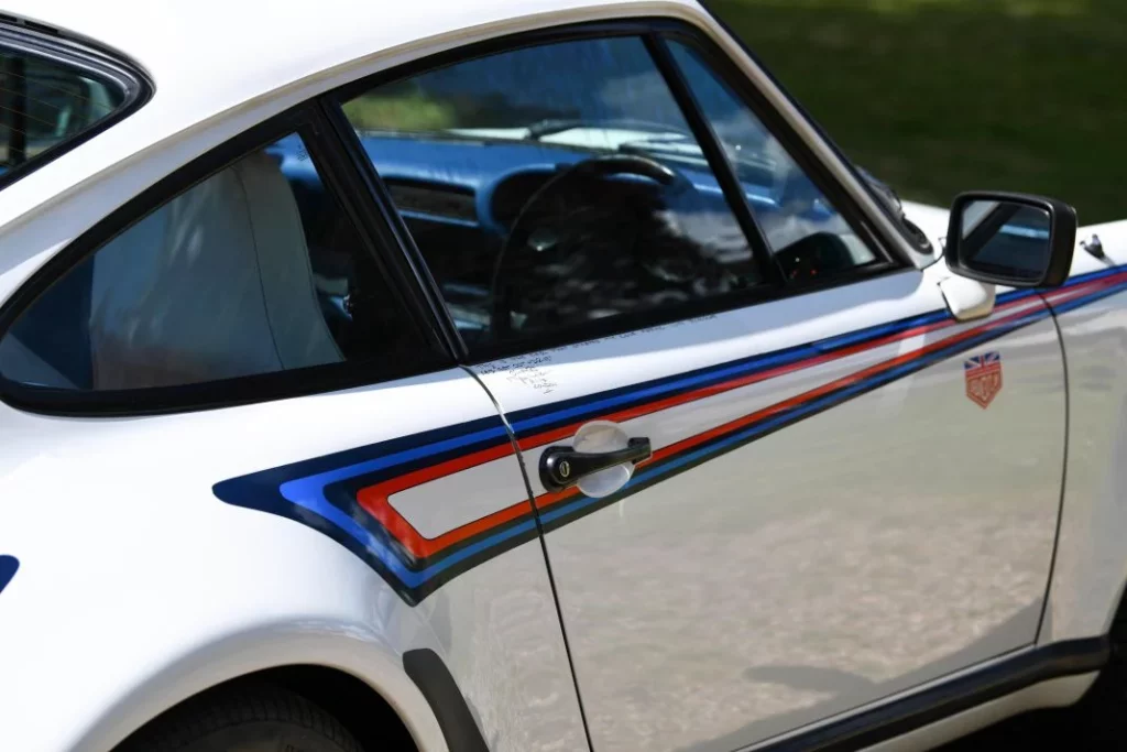 porsche 911 turbo 930 martini edition subasta bonhams goodwood 42 Motor16