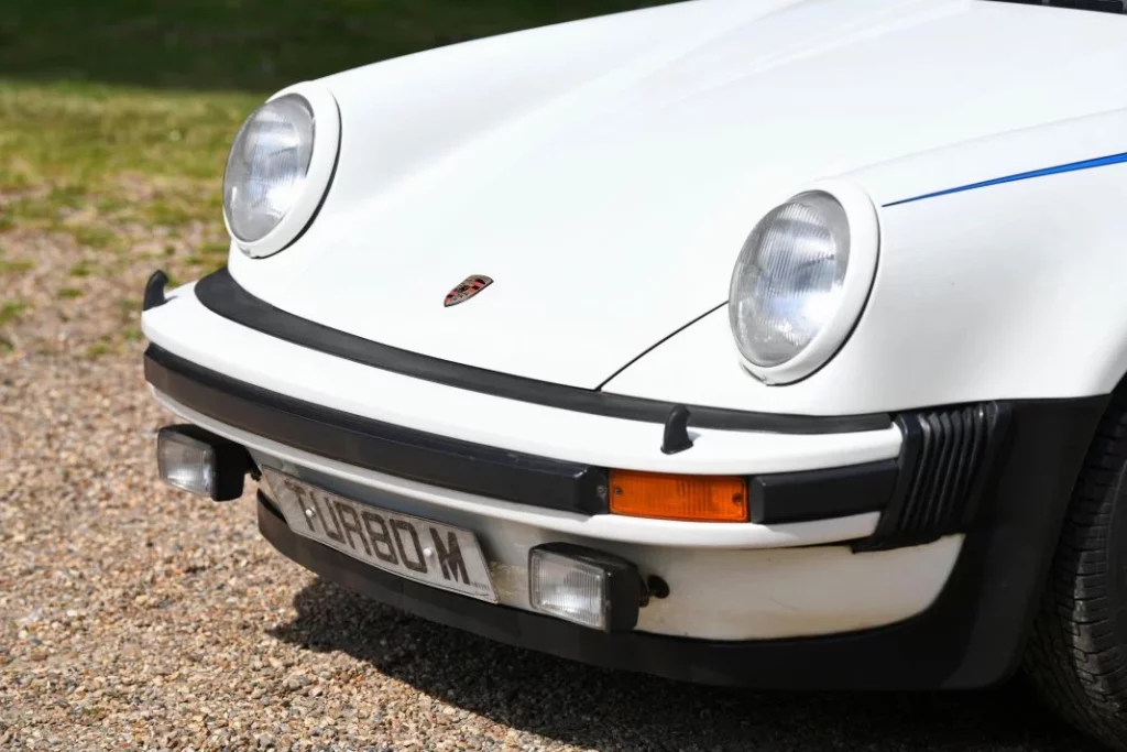 porsche 911 turbo 930 martini edition subasta bonhams goodwood 48 Motor16