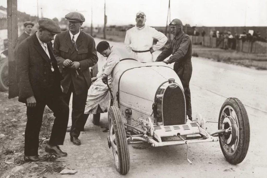 10 BUGATTI Type 35 Anniversary Motor16