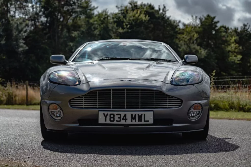 2001 Aston Martin james bond HR 23 Motor16