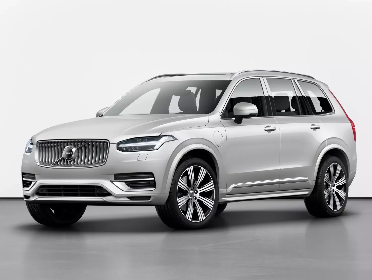 2020 volvo xc90 1 edited Motor16