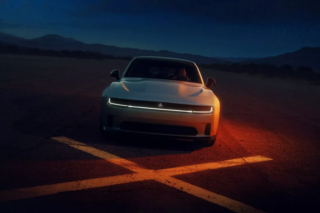 2025 Dodge Charger Daytona. Imagen portada.