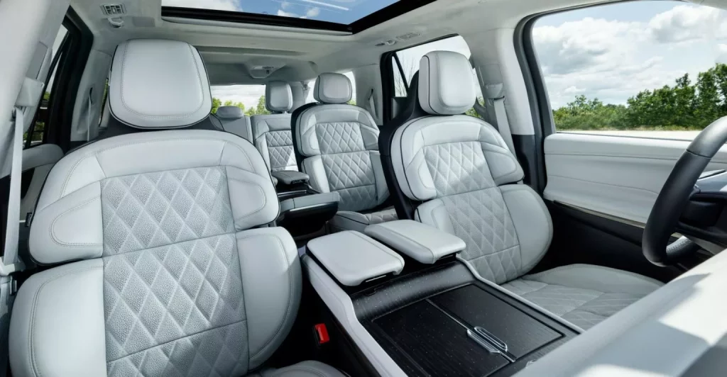 2024 Lincoln Navigator. Imagen interior.