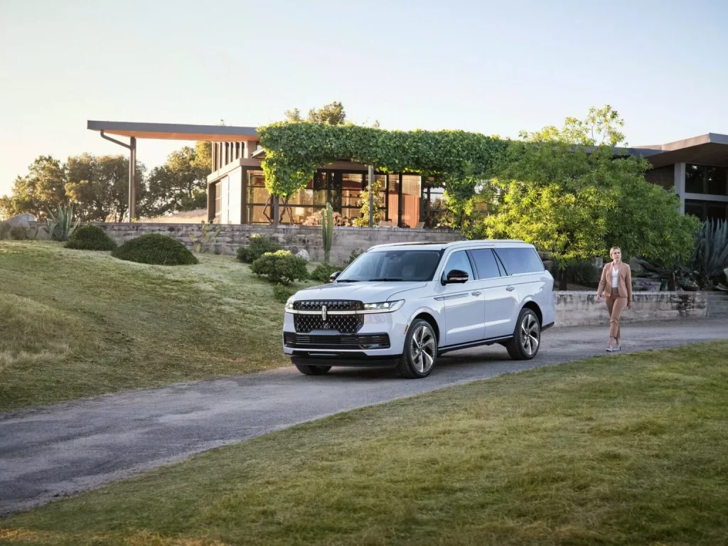 2024 Lincoln Navigator 50 Motor16