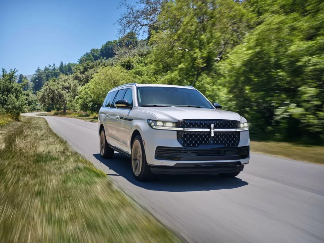 2024 Lincoln Navigator. Imagen portada.