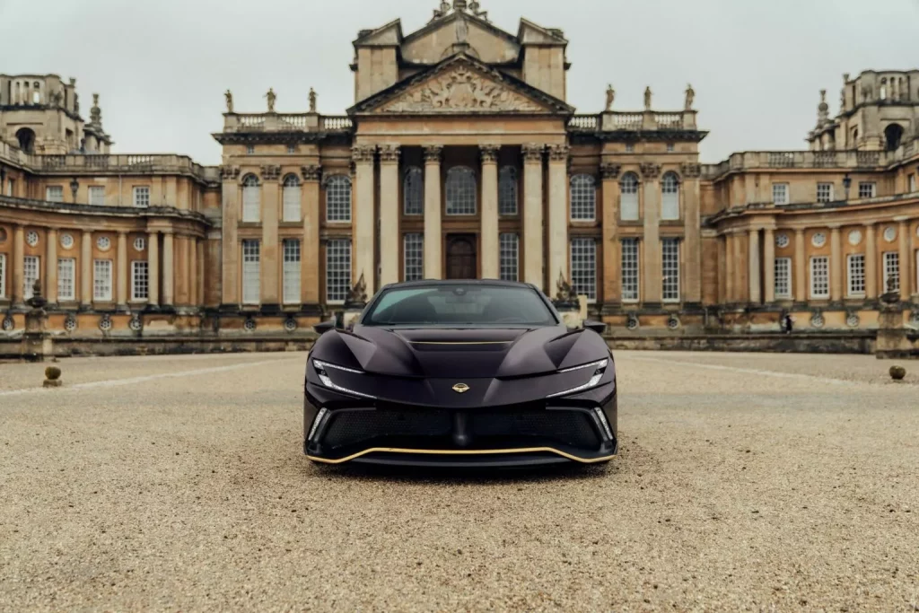 2024 Naran Hyper Coupé. Imagen frontal.