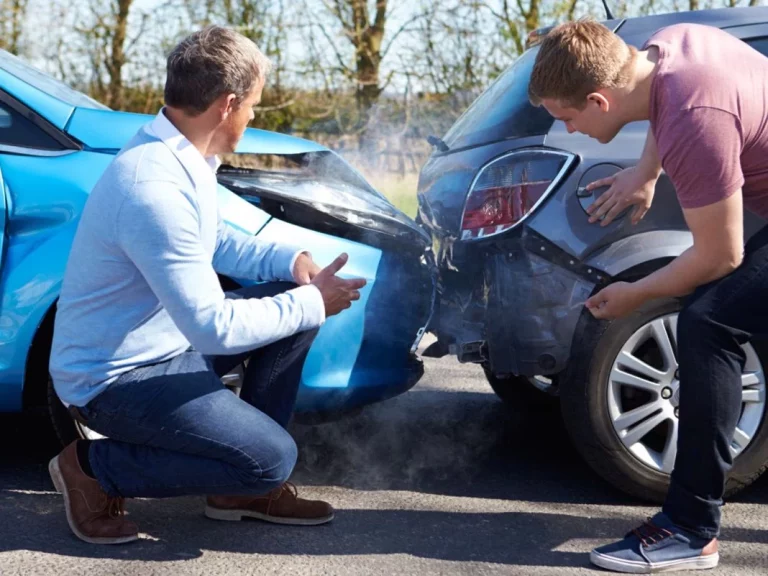 Las tres marcas de coches que más implicadas se ven en accidentes en España