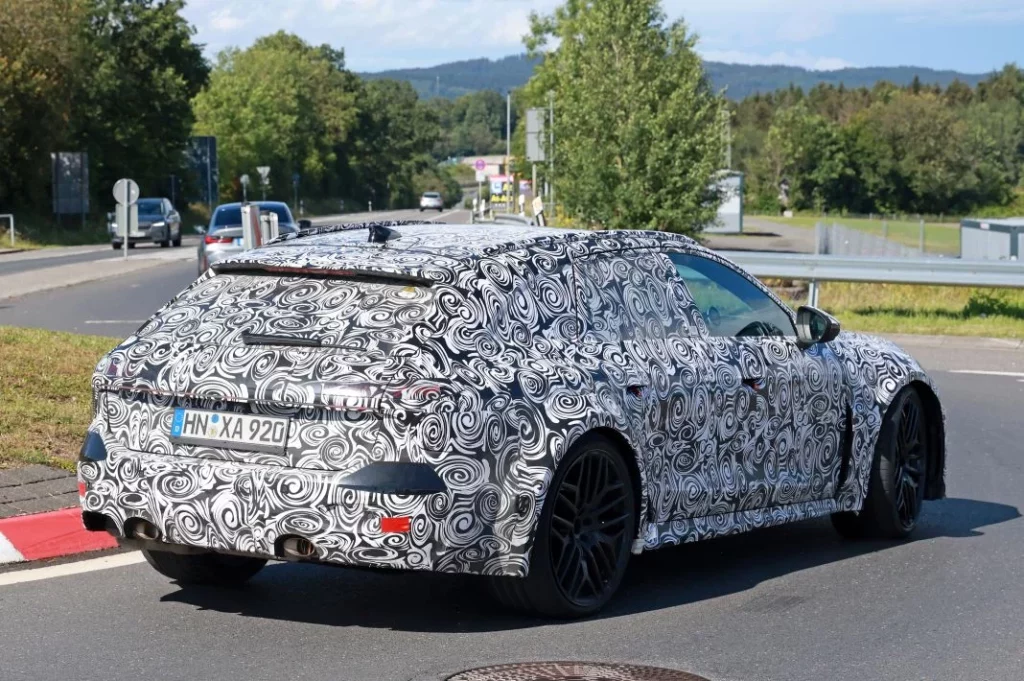 Audi RS7 Avant 10 Motor16