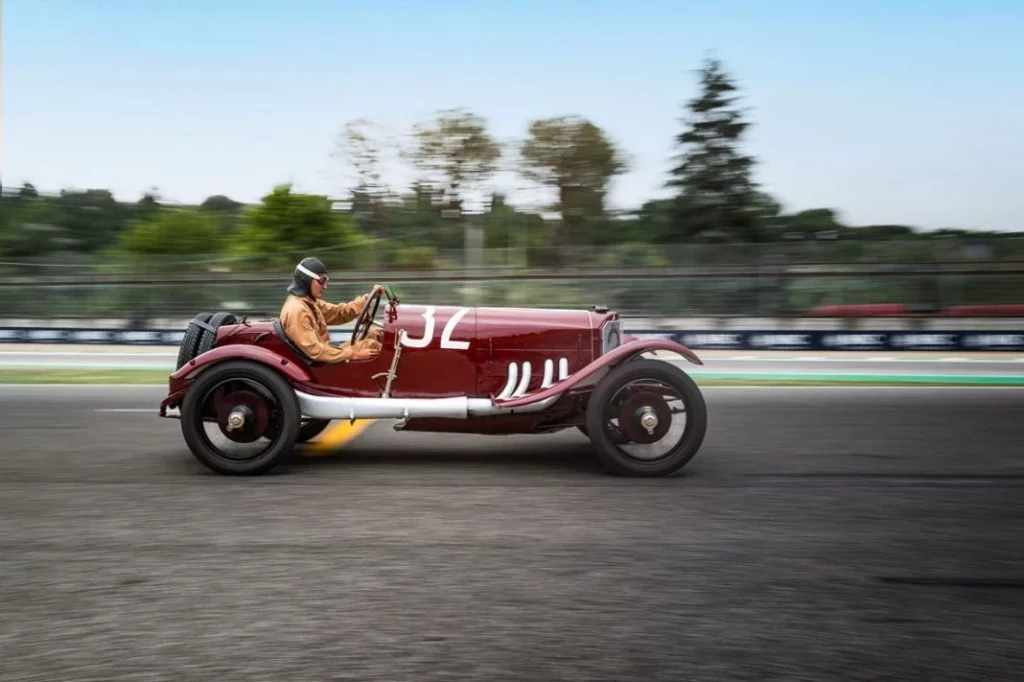 MERCEDES EN PEBBLE BEACH 6 Motor16