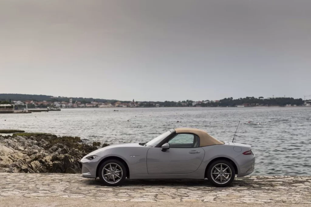 Mazda MX 5 35 Aniversario 12 Motor16