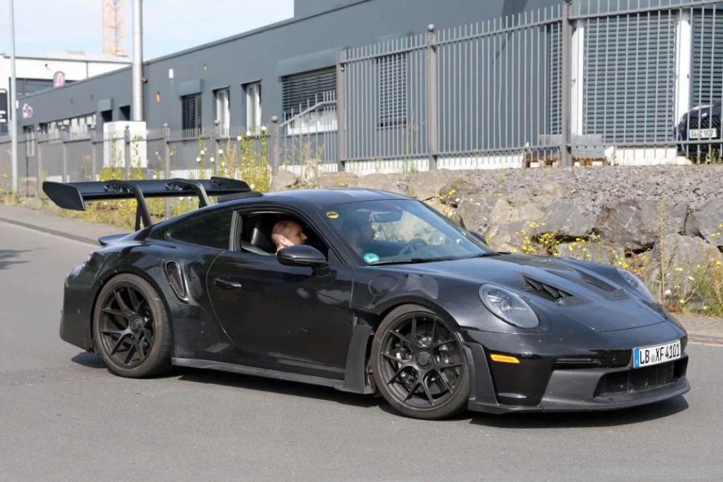 Porsche 911 992 GT3 RS 2025 4 Motor16