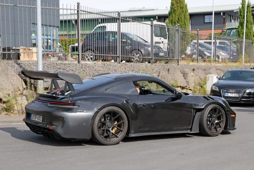 Porsche 911 992 GT3 RS 2025 9 Motor16