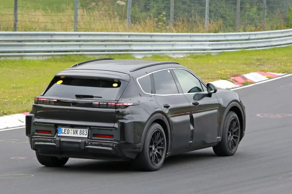 Porsche Cayenne electrico Nurburgring 11 Motor16