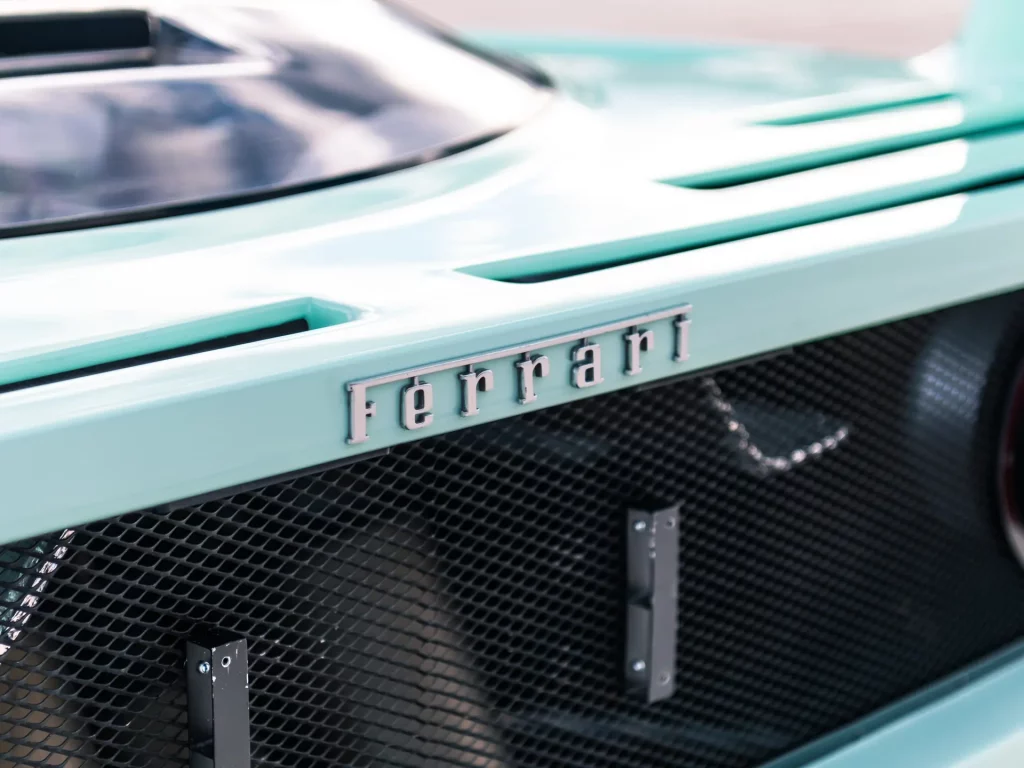 ferrari f40 venta subasta color minty verde pallido 21 Motor16