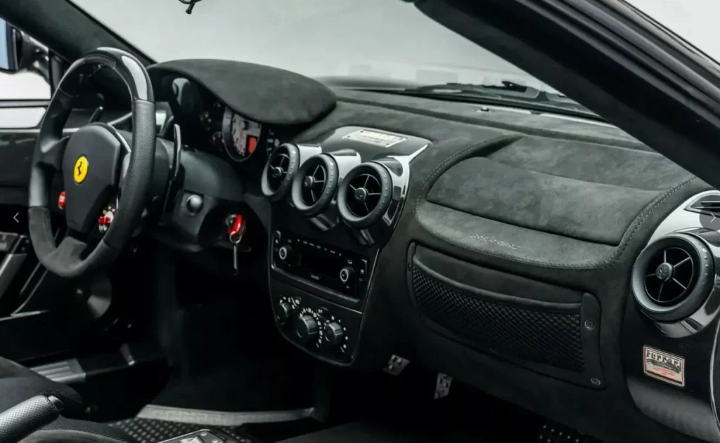 2009 Ferrari F430 Scuderia Spider 16M. Imagen interior.