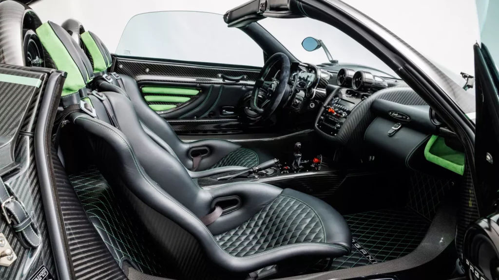 2017 Pagani Zonda 760 Roadster Diamante Verde. Imagen interior.