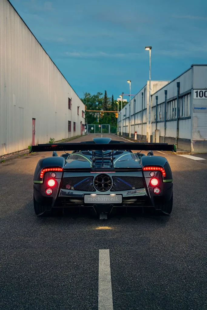 2017 Pagani Zonda Diamante Verde 37 Motor16