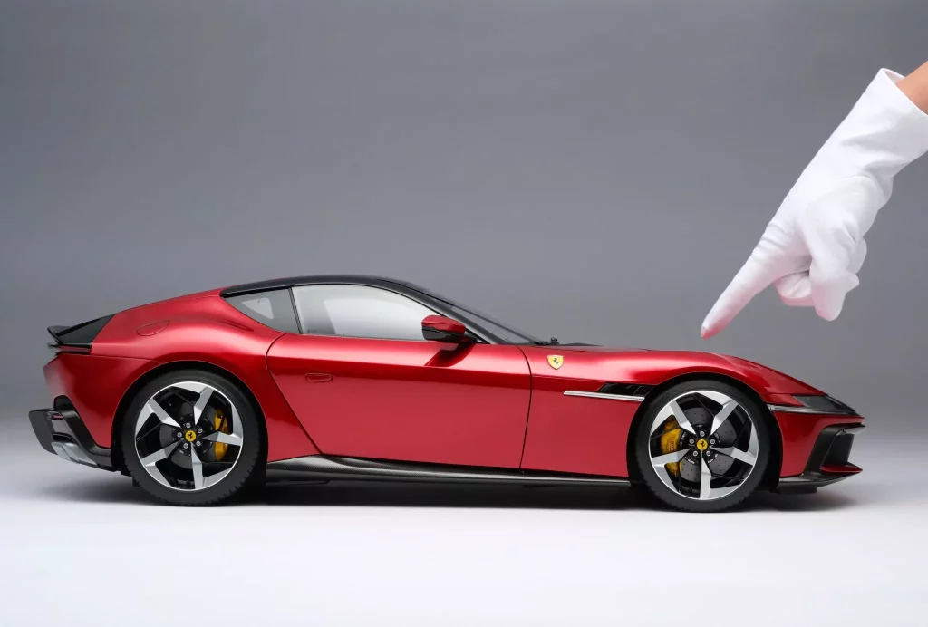 2024 Amalgam Ferrari 12Cilindri 14 Motor16