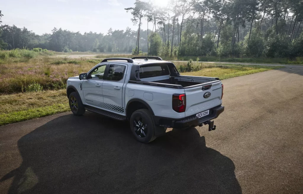 2024 Ford Ranger PHEV. Imagen exterior.