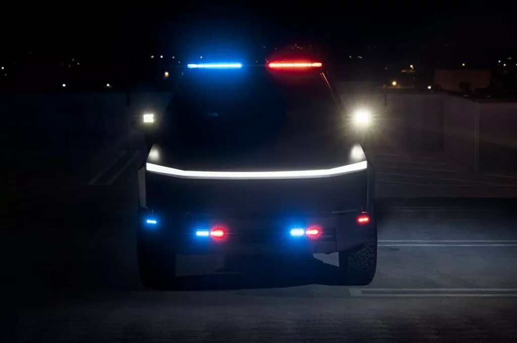 2024 Irvine Policia Tesla Cybertruck 4 Motor16