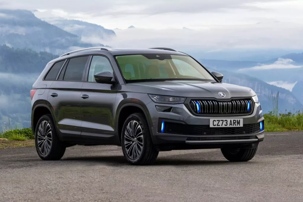 2024 Skoda Kodiaq Armored. Imagen delantera.