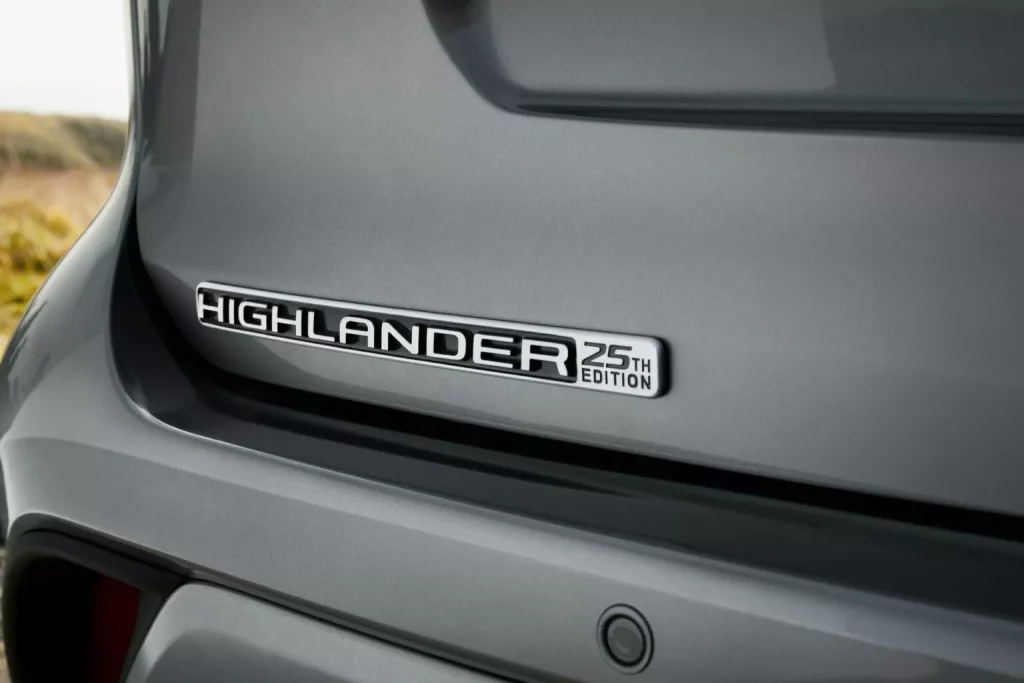 2024 Toyota Highlander USA. Imagen logo.