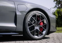 El especial neumático de Bridgestone para el Audi más potente de la historia