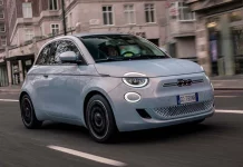 El Fiat 500 eléctrico se toma unas ‘vacaciones’ por su baja demanda