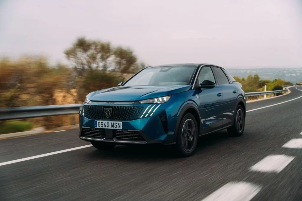 Peugeot 3008 hybrid 2 Motor16