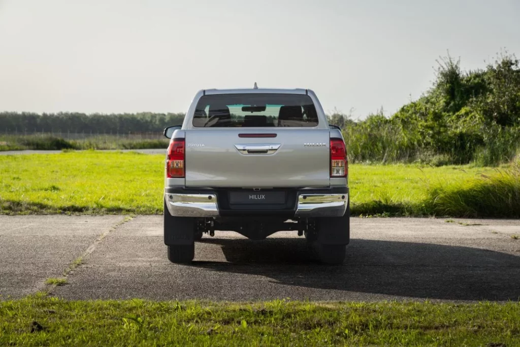 Toyota Hilux Hybrid 48V 10 Motor16